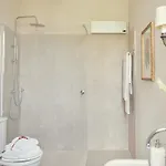בית כפרי Pedone לוקה